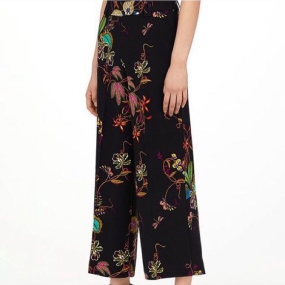 Hm Black Floral Wide Leg Cropped Pants 